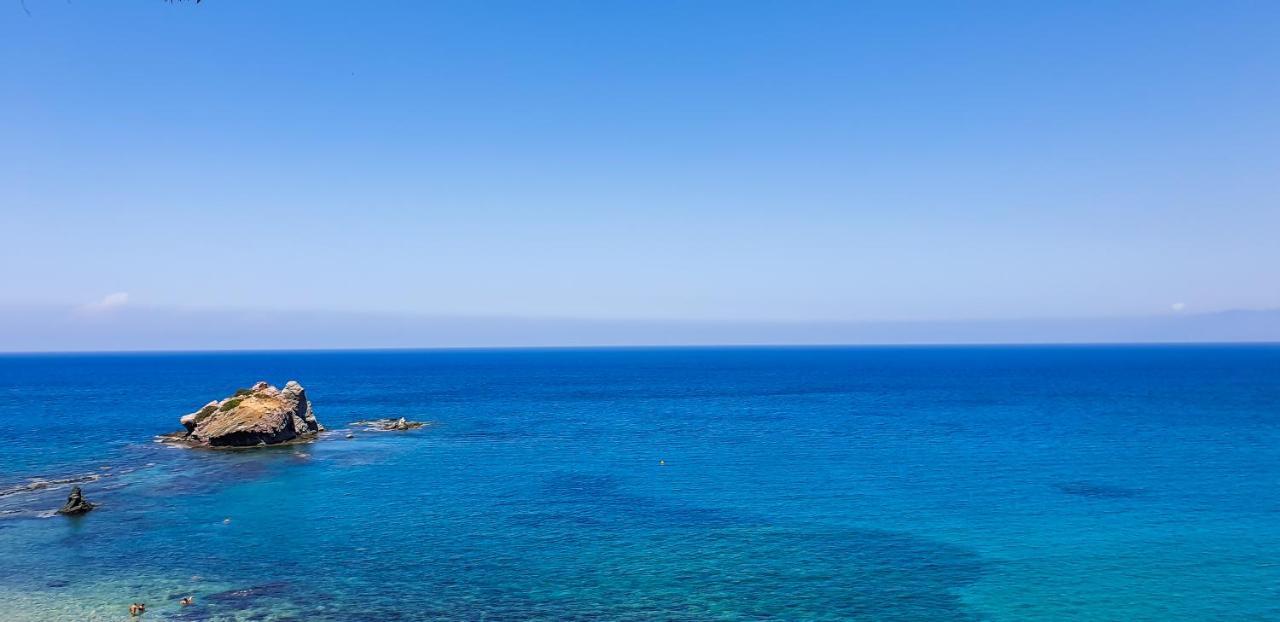 Villa Yiangos House Neo Chorio Esterno foto