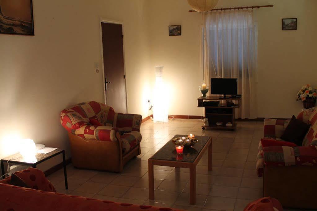 Villa Yiangos House Neo Chorio Esterno foto
